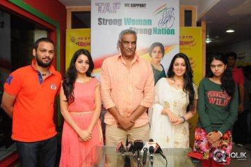 Pratighatana-Team-at-Radio-Mirchi